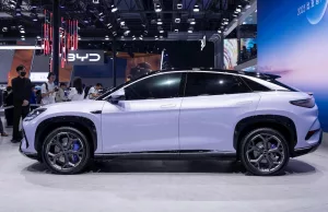 BYD unveils luxurious Sea Lion 07 mid-size electric SUV interior poised to rival Tesla’s Model Y BYD unveils luxurious Sea Lion 07 mid-size electric SUV interior poised to rival Tesla's Model Y