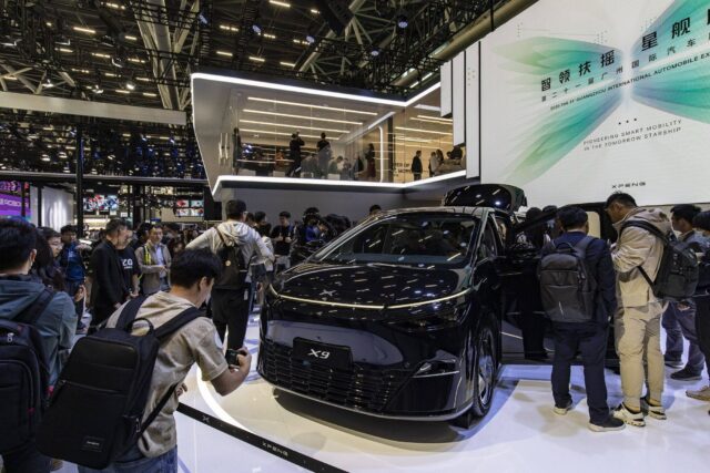 Chinese EV makers speed towards 2023 sales record