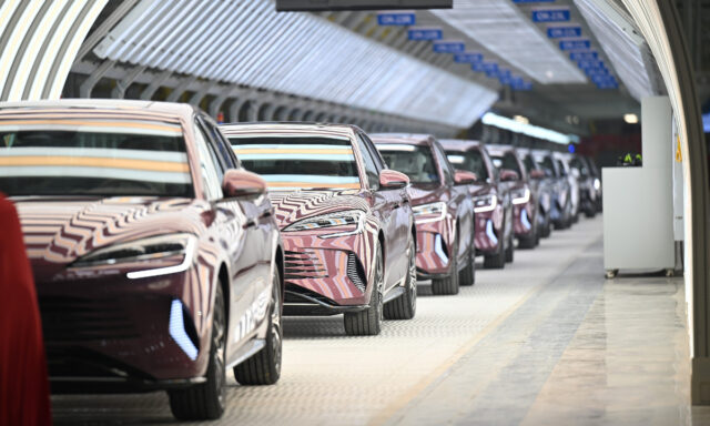 Commerce minister refutes EU’s accusation that China has ‘overcapacity’ in EV production