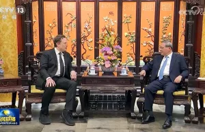 Elon Musk à Pékin : une avancée potentielle pour le Full Self-Driving de Tesla en Chine Elon Musk à Pékin : une avancée potentielle pour le Full Self-Driving de Tesla en Chine