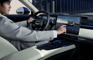 Lynk & Co. updates the 08 EM-P with a lower price and longer range on the base model Lynk & Co. updates the 08 EM-P with a lower price and longer range on the base model