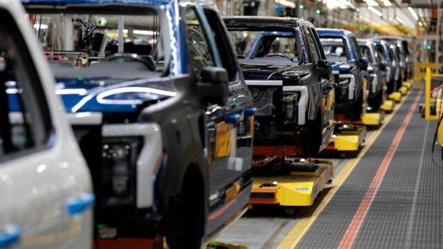 New US rules on Chinese batteries could push up price of electric cars | CNN Business