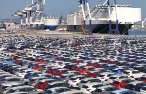 Shares of China EV Firms Slump as Tesla Sparks Fresh Price War Shares of China EV Firms Slump as Tesla Sparks Fresh Price War