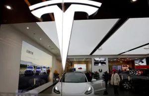 Tesla stock under pressure as top executives depart Tesla stock under pressure as top executives depart