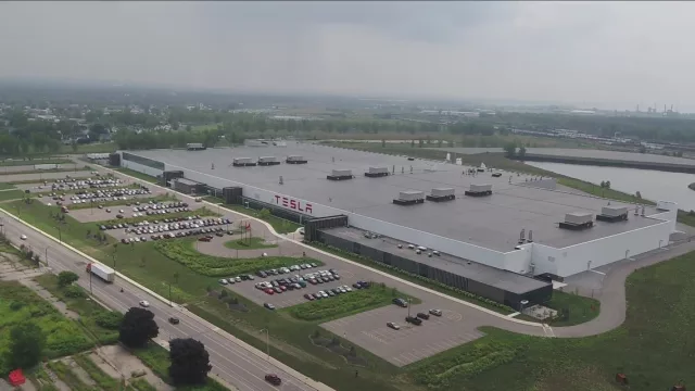 Tesla using Chinese solar panels on Buffalo plant