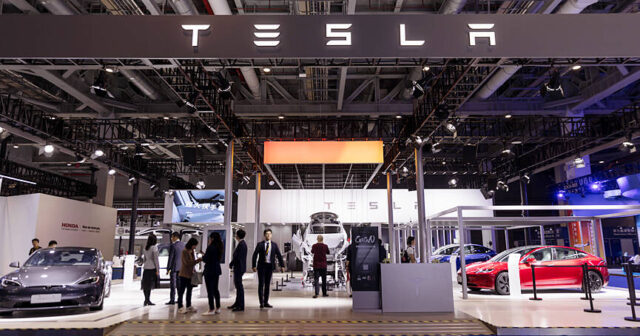 Tesla’s market share declines in China - Taipei Times