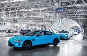 Xiaomi CEO Lei Jun started deliveries of Xiaomi SU7 electric sedan Xiaomi CEO Lei Jun started deliveries of Xiaomi SU7 electric sedan