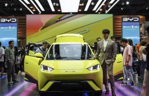 China’s $10,000 BYD Seagull hatchback EV is coming for Europe’s carmakers in 2025 China’s $10,000 BYD Seagull hatchback EV is coming for Europe’s carmakers in 2025