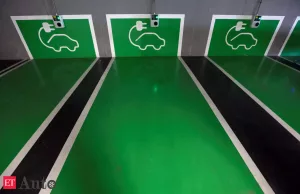 New US rules, aimed at curbing China, could limit tax credits for electric vehicles – ET Auto New US rules, aimed at curbing China, could limit tax credits for electric vehicles - ET Auto