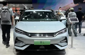 Berkshire further cuts stake in BYD to less than 6% Berkshire further cuts stake in BYD to less than 6%