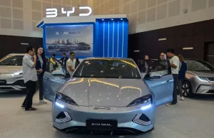 BYD Chairman Accuses Foreign Politicians of Fearing China’s EV Dominance BYD Chairman Accuses Foreign Politicians of Fearing China's EV Dominance