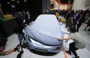 Chinese EVs are ‘driving into Mexico’ — and it’s starting to worry the US Chinese EVs are 'driving into Mexico' — and it's starting to worry the US