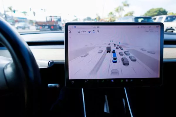 Tesla Upgrades Navigation Software in China, Introduces Lane-Level Guidance - Vision Times Tesla Upgrades Navigation Software in China, Introduces Lane-Level Guidance - Vision Times