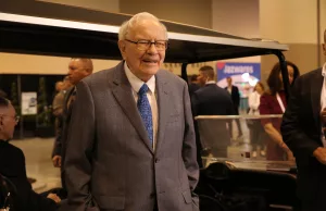 Warren Buffett’s Berkshire Hathaway raked in billions from BYD, the China EV maker Munger called a ‘damn miracle’ Warren Buffett's Berkshire Hathaway raked in billions from BYD, the China EV maker Munger called a 'damn miracle'