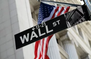 Buffett’s Berkshire cuts BYD stake amid market shifts Buffett's Berkshire cuts BYD stake amid market shifts