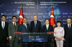 Chinese electric vehicle maker BYD signs agreement to build $1bn production plant in Turkey Chinese electric vehicle maker BYD signs agreement to build $1bn production plant in Turkey