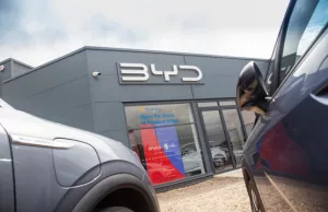 Snows puts final touches to new BYD dealership in time Euro 2024 Snows puts final touches to new BYD dealership in time Euro 2024