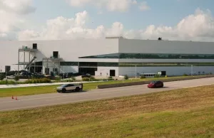 Tesla’s full self-driving rivals are in China Tesla’s full self-driving rivals are in China