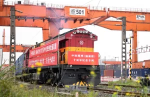 “Yi-Xin-Europe” cargo train speeds up trade between China and Spain “Yi-Xin-Europe” cargo train speeds up trade between China and Spain