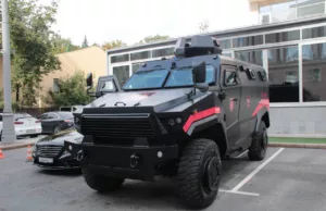 Chinese armored car shows up on Russian streets Chinese armored car shows up on Russian streets