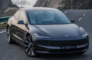 Tesla UI hints Full Self-Driving release in China is getting closer Tesla UI hints Full Self-Driving release in China is getting closer