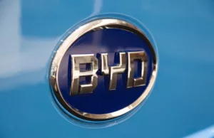Tesla’s Chinese Rival BYD Plans To Assemble EVs In Pakistan After India Said No: ‘We Have Big Ambitions’ – BYD (OTC:BYDDF), BYD (OTC:BYDDY) Tesla's Chinese Rival BYD Plans To Assemble EVs In Pakistan After India Said No: 'We Have Big Ambitions' - BYD (OTC:BYDDF), BYD (OTC:BYDDY)