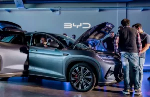 BYD just launched its new Sealion 07 midsize electric SUV in another European market BYD just launched its new Sealion 07 midsize electric SUV in another European market