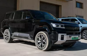 BYD’s Fang Cheng Bao Bao 8 PHEV off-road SUV enters China for 52,500 USD BYD’s Fang Cheng Bao Bao 8 PHEV off-road SUV enters China for 52,500 USD