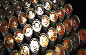 Chinese EV battery giant predicts Tesla’s 4680 battery project will fail Chinese EV battery giant predicts Tesla's 4680 battery project will fail