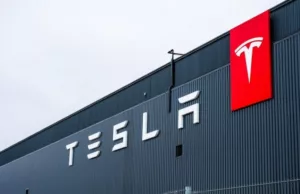 Tesla Expands In China, Partners With Over 400 Local Suppliers: Report Tesla Expands In China, Partners With Over 400 Local Suppliers: Report
