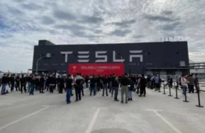 Tesla sales rise in China thanks to incentives, can it save its quarter? Tesla sales rise in China thanks to incentives, can it save its quarter?