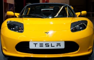 Tesla’s China-made EV sales drop 4.3% y/y in Nov By Reuters Tesla's China-made EV sales drop 4.3% y/y in Nov By Reuters