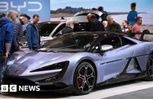 China’s BYD closes in on Tesla as sales jump China's BYD closes in on Tesla as sales jump