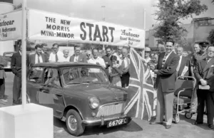 BMW halts £600m Mini investment in Oxford plant as EV demand stalls BMW halts £600m Mini investment in Oxford plant as EV demand stalls