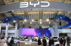 Chinese carmakers step up global expansion Chinese carmakers step up global expansion