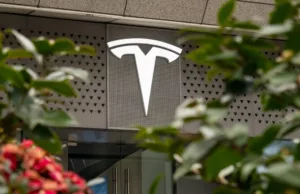 Tesla rolls out software updates for Chinese car owners, enhancing Navigate on Autopilot system Tesla rolls out software updates for Chinese car owners, enhancing Navigate on Autopilot system