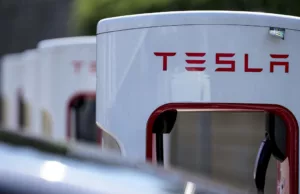 Tesla sales slump in China, raises Model X prices by $5,000 in US Tesla sales slump in China, raises Model X prices by $5,000 in US