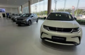 BYD raises $5.6 bln in share sale, Hong Kong’s biggest in years BYD raises $5.6 bln in share sale, Hong Kong's biggest in years