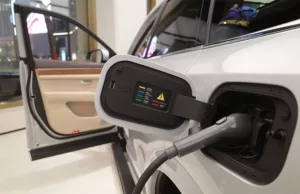 Chinese Auto Leaders Call for Unified EV Battery Standards, Policy Support Chinese Auto Leaders Call for Unified EV Battery Standards, Policy Support
