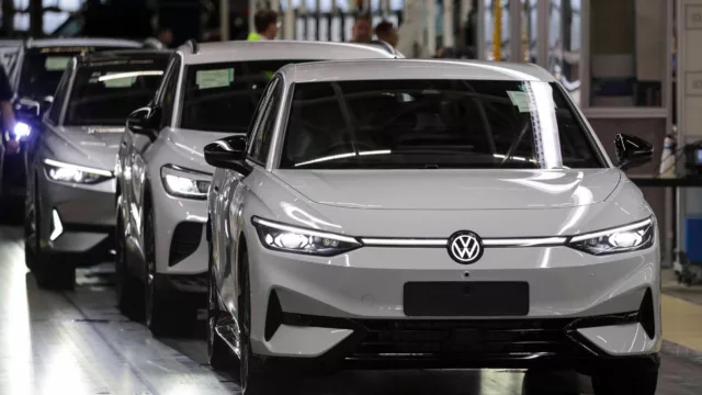 EU Commission confirms slowdown on emissions targets for cars and vans EU Commission confirms slowdown on emissions targets for cars and vans