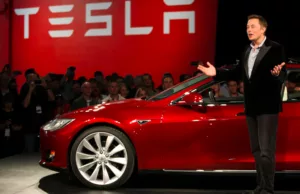 Tesla Launches Free Trial of Full Self-Driving Service in China Tesla Launches Free Trial of Full Self-Driving Service in China