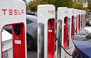 Tesla stock extends losses on BYD charging advancement Tesla stock extends losses on BYD charging advancement