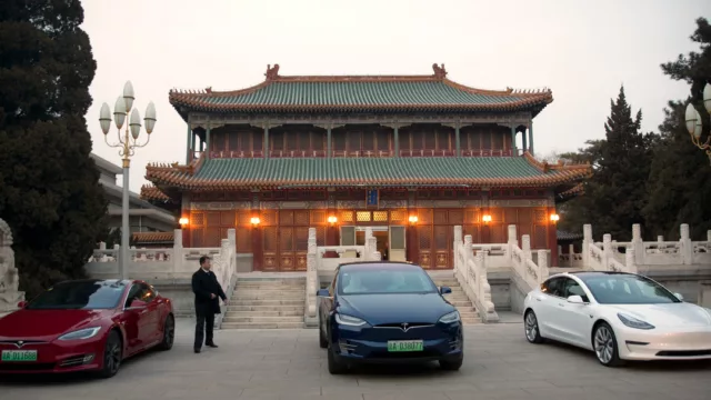 Trump’s Tesla Display at the White House Revives Memories of Musk in Beijing