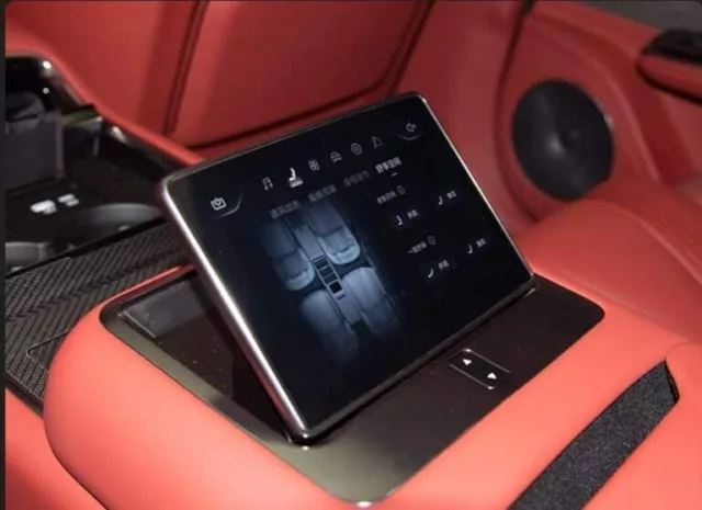 Yangwang U7 with DiSus-Z, “God’s Eye” A, and four electric motors at 1,287 hp launched in China, starts at 86,500 USD