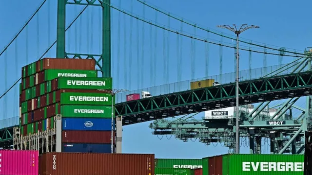 Beijing urges Washington to remove latest tariffs