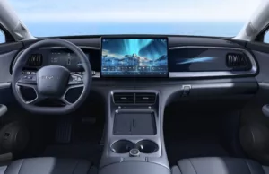 BYD Sealion 07 DM large SUV revealed interior in China BYD Sealion 07 DM large SUV revealed interior in China