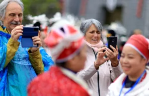 China refines departure tax refund policy to encourage inbound consumption China refines departure tax refund policy to encourage inbound consumption