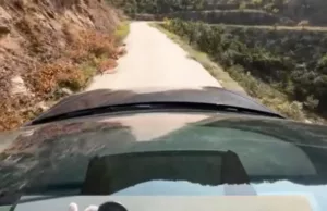 Chinese Tesla owners push limits of self-driving on toughest mountain terrain Chinese Tesla owners push limits of self-driving on toughest mountain terrain