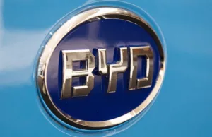Tesla’s EV Crown At Risk As BYD Closes In With Breakthrough Charging Tech – BYD (OTC:BYDDF), BYD (OTC:BYDDY) Tesla's EV Crown At Risk As BYD Closes In With Breakthrough Charging Tech - BYD (OTC:BYDDF), BYD (OTC:BYDDY)