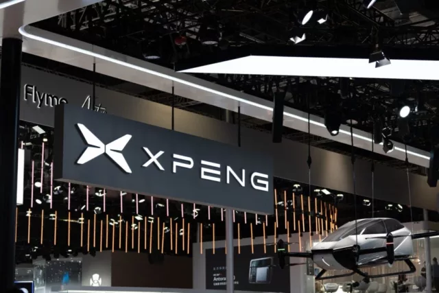 China’s EV Market Surges Past US and Europe—‘China’s Elon Musk’ Shares Two Stats That Explain Why - XPeng (NYSE:XPEV), Tesla (NASDAQ:TSLA)